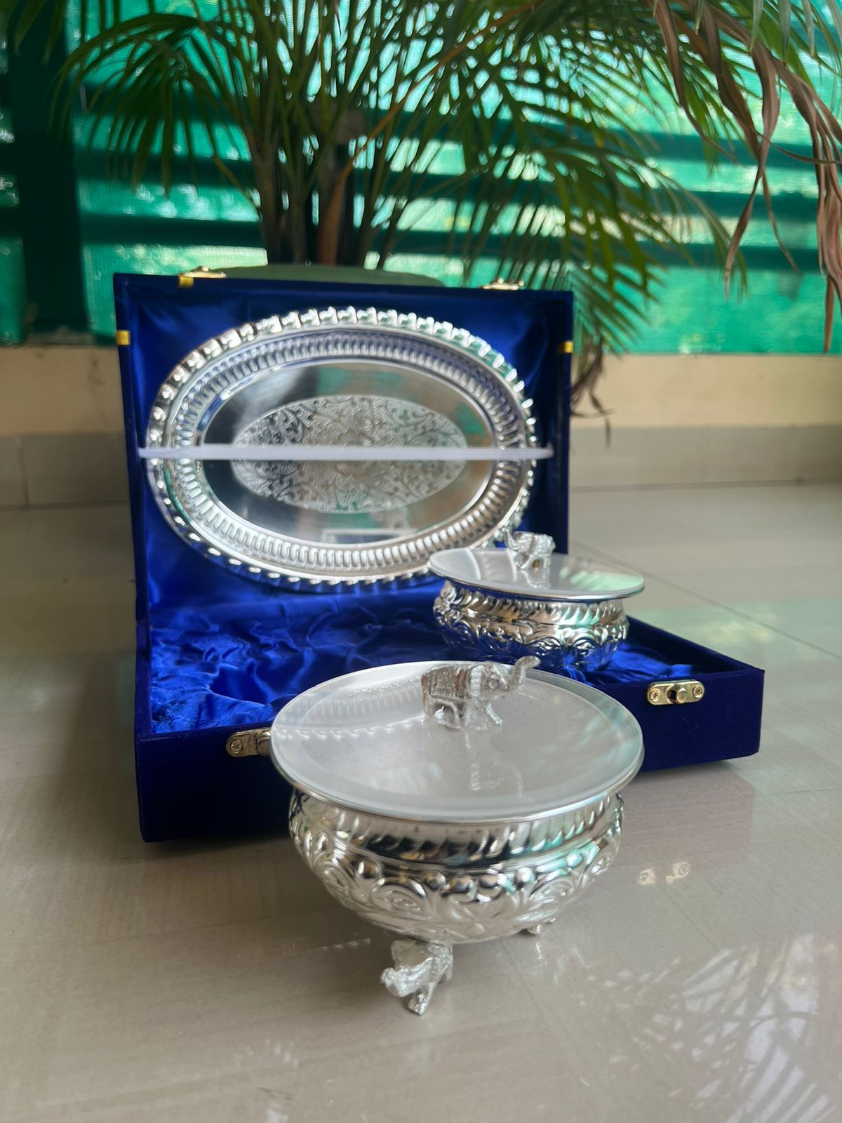 german silver Elephant legs with elephant lid bowl 2 pcs set with tray in gift box for diwali gifting